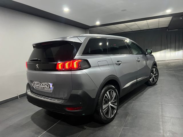 PEUGEOT 5008 usata, con Antifurto