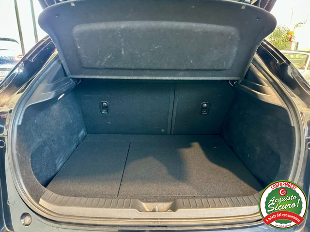 MAZDA CX-30 usata, con Autoradio digitale