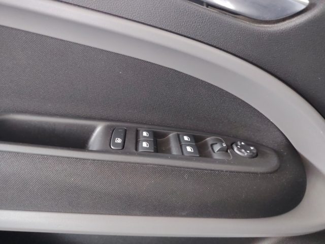 JEEP Avenger usata, con Specchietti laterali elettrici