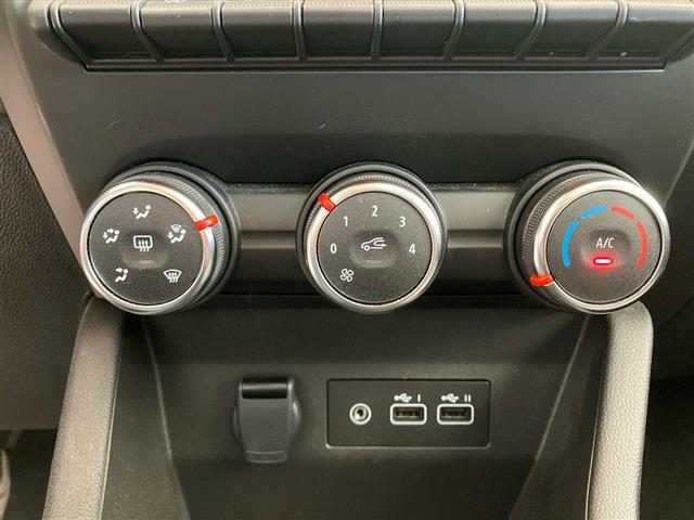 RENAULT Clio usata 23