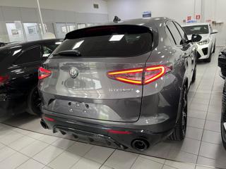 ALFA ROMEO Stelvio usata, con Alzacristalli elettrici