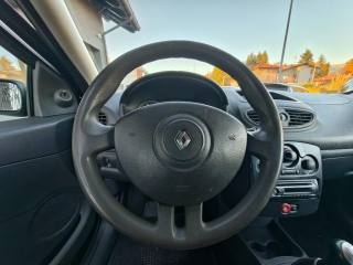 RENAULT Clio usata, con Climatizzatore