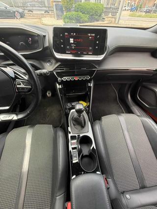 PEUGEOT 2008 usata 37