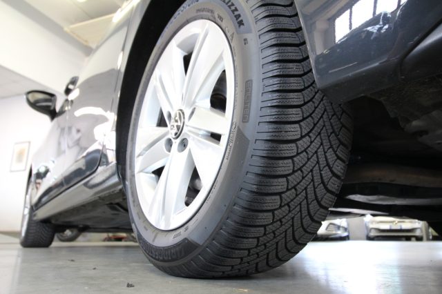 VOLKSWAGEN Golf usata, con Sedile posteriore sdoppiato