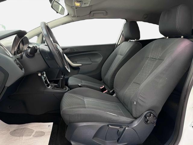 FORD Fiesta usata, con Controllo automatico clima