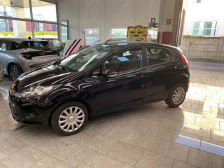 FORD Fiesta usata, con USB