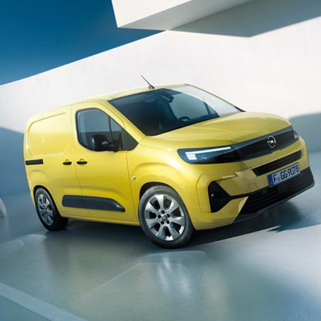 OPEL Combo usata, con ABS