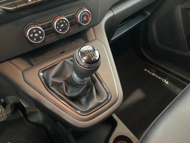 NISSAN Townstar usata, con Controllo vocale