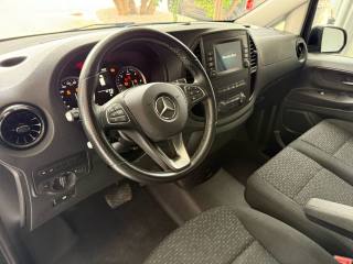 MERCEDES-BENZ Vito usata, con Sensore di luce