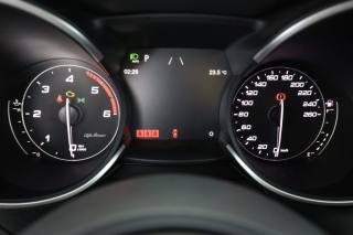 ALFA ROMEO Stelvio usata 6