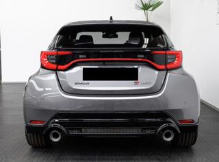 TOYOTA Yaris usata, con Alzacristalli elettrici