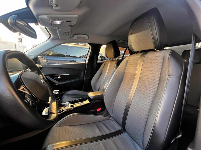 PEUGEOT 2008 usata, con Climatizzatore