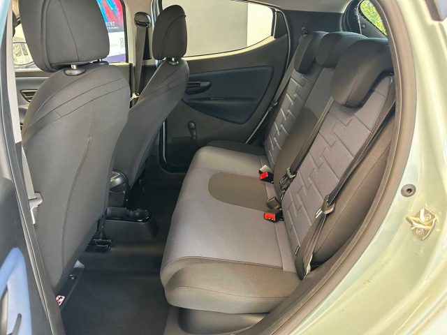 LANCIA Ypsilon usata, con Sedile posteriore sdoppiato
