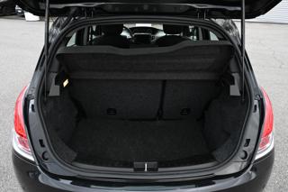 LANCIA Ypsilon usata, con ESP