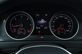 VOLKSWAGEN Golf Variant usata, con Park Distance Control