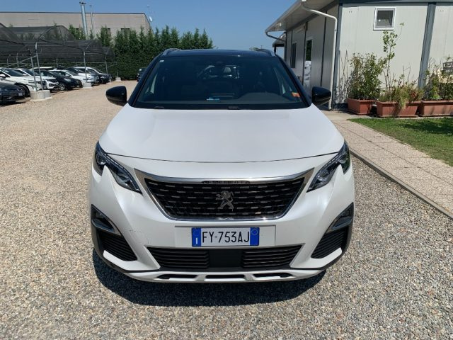 PEUGEOT 5008 usata, con Cerchi in lega