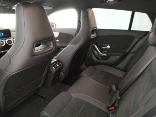 MERCEDES-BENZ CLA 180 usata, con Chiusura centralizzata