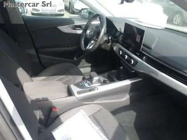 AUDI A4 usata, con Regolazione elettrica sedili