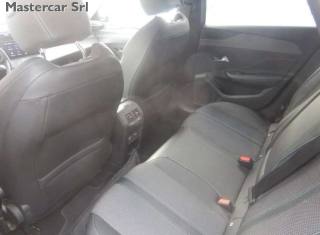 PEUGEOT 308 usata, con Autoradio