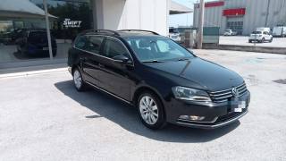 VOLKSWAGEN Passat usata, con Airbag laterali