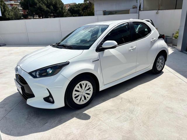 TOYOTA Yaris usata, con Airbag