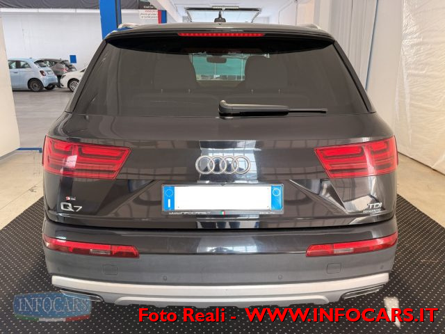AUDI Q7 usata, con Sedile posteriore sdoppiato