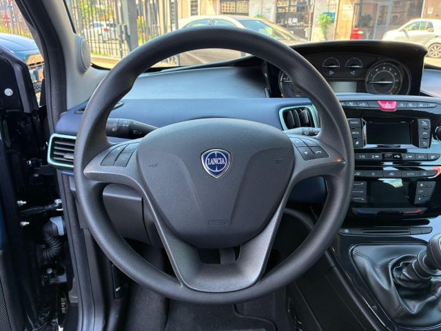 LANCIA Ypsilon usata, con Autoradio digitale