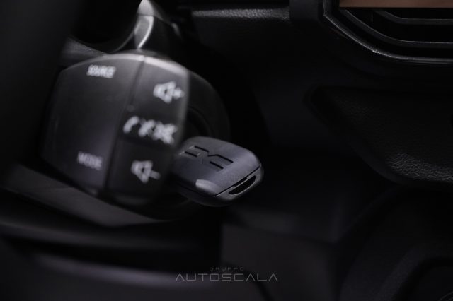 DACIA Sandero usata, con Luci diurne LED