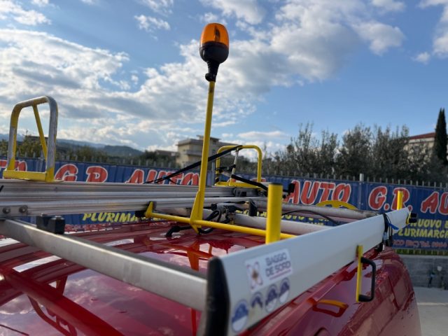 FIAT Fiorino usata, con Specchietti laterali elettrici