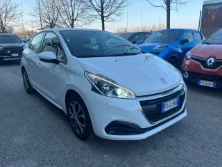 PEUGEOT 208 usata, con Airbag