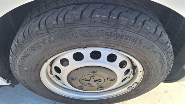 PEUGEOT Expert usata 12