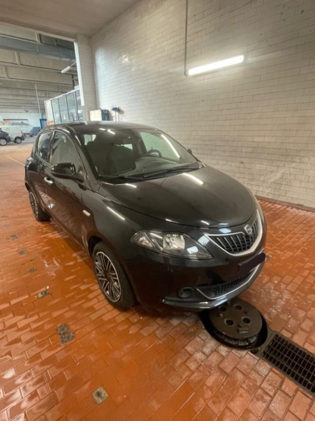 LANCIA Ypsilon usata, con Controllo trazione