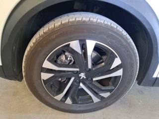 PEUGEOT 2008 usata, con Sedile posteriore sdoppiato