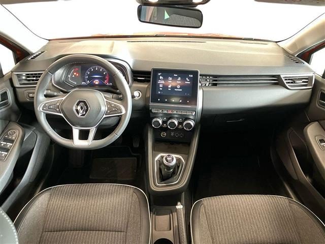 RENAULT Clio usata, con Controllo automatico clima
