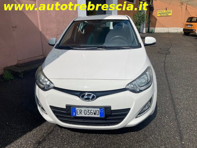 HYUNDAI i20 usata, con Autoradio