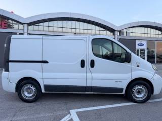 RENAULT Trafic usata, con Autoradio