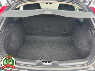 VOLVO V40 usata, con Chiusura centralizzata