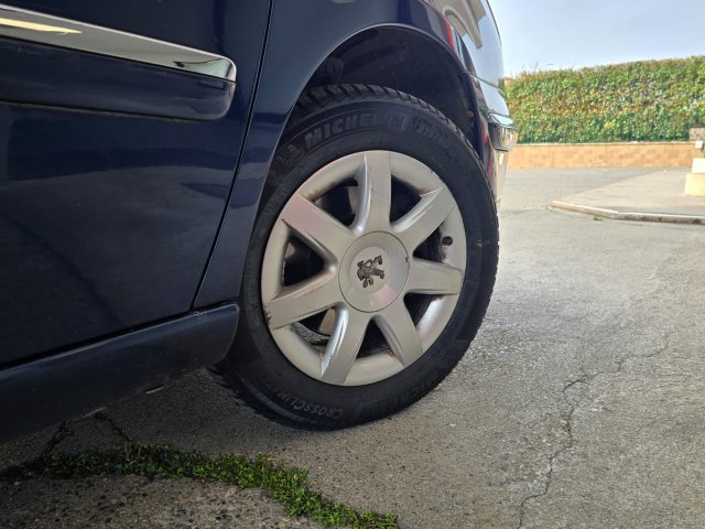 PEUGEOT 807 usata 86
