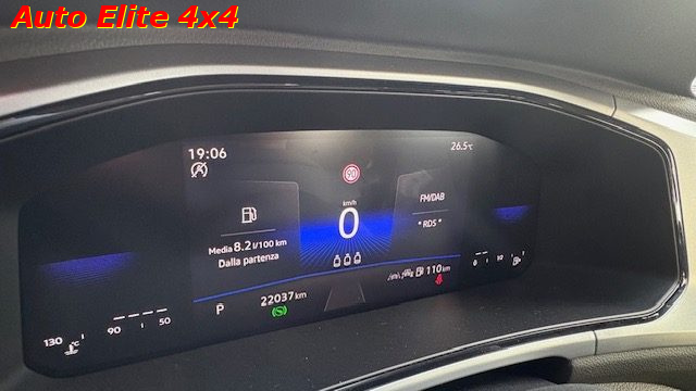 VOLKSWAGEN T-Roc usata, con Autoradio