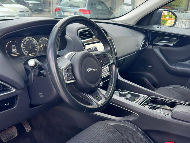 JAGUAR F-Pace usata, con Cronologia tagliandi
