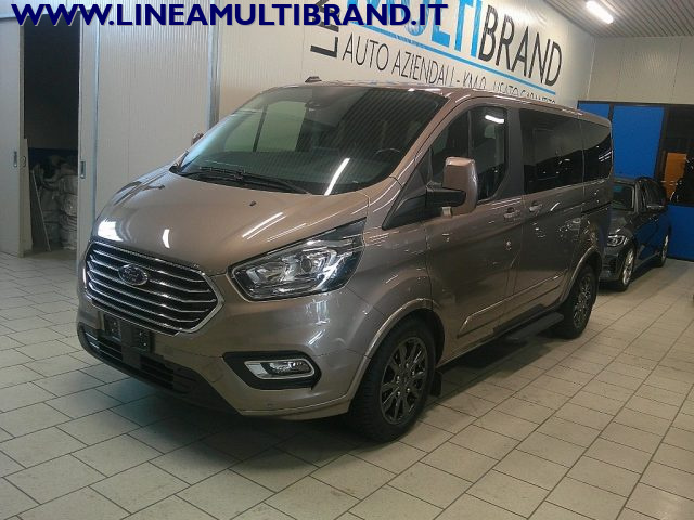 FORD Tourneo Custom usata, con Autoradio