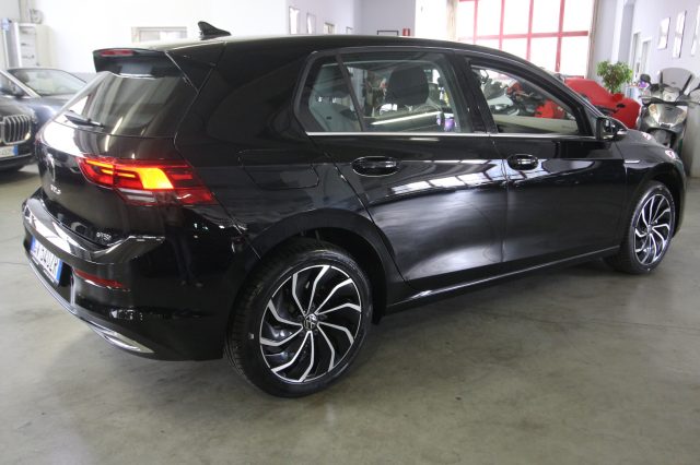 VOLKSWAGEN Golf usata, con Alzacristalli elettrici