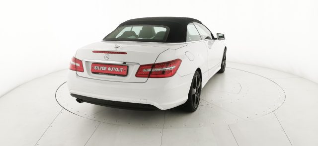 MERCEDES-BENZ E 220 usata 54