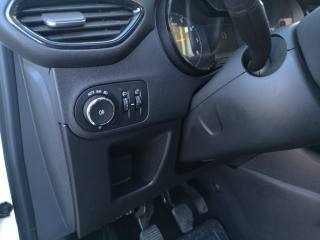 OPEL Crossland usata, con USB