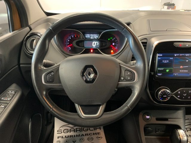 RENAULT Captur usata, con Park Distance Control