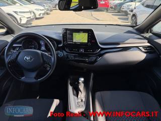 TOYOTA C-HR usata, con Controllo automatico clima