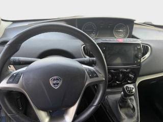 LANCIA Ypsilon usata, con Sedile posteriore sdoppiato