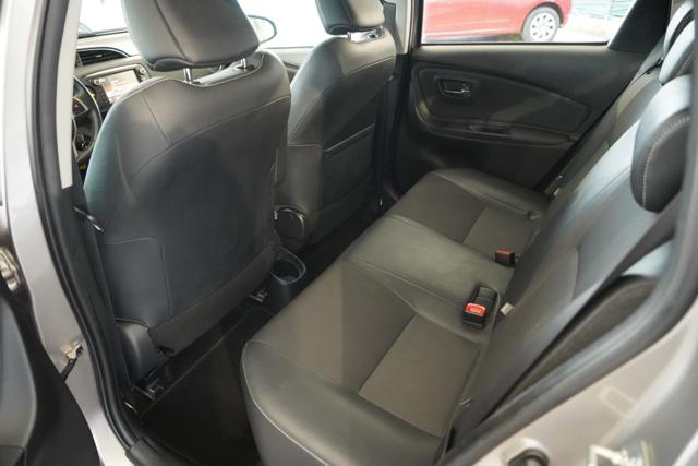 TOYOTA Yaris usata, con Bluetooth