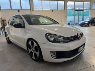 VOLKSWAGEN Golf usata, con Airbag