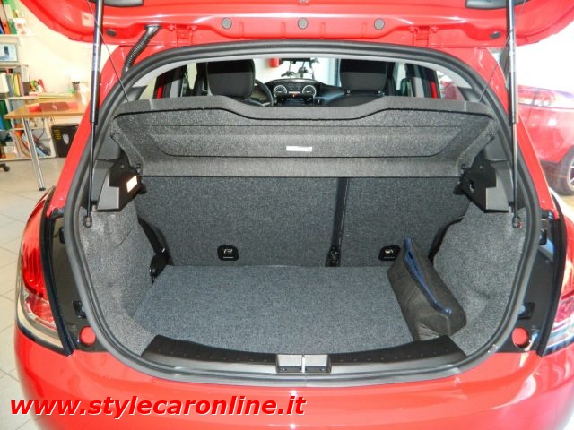 LANCIA Ypsilon usata, con Boardcomputer